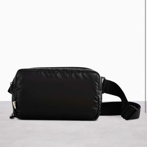 BEIS Expandable Pouch in Black (sold out)